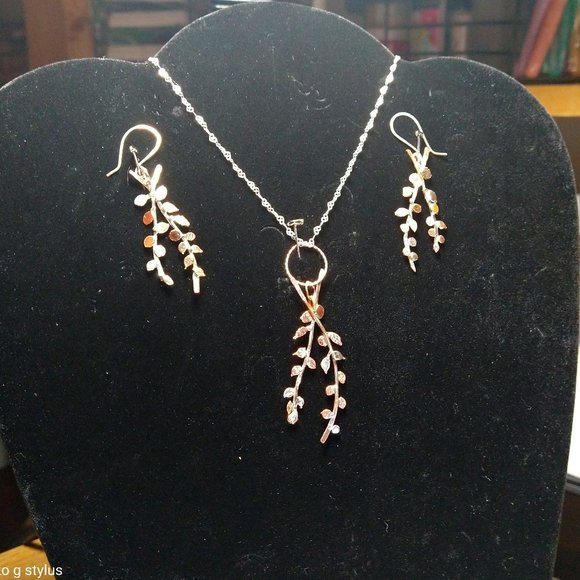 CCLHMHLLC  Silversmith Jewellery Designs - Picture 1 of 4